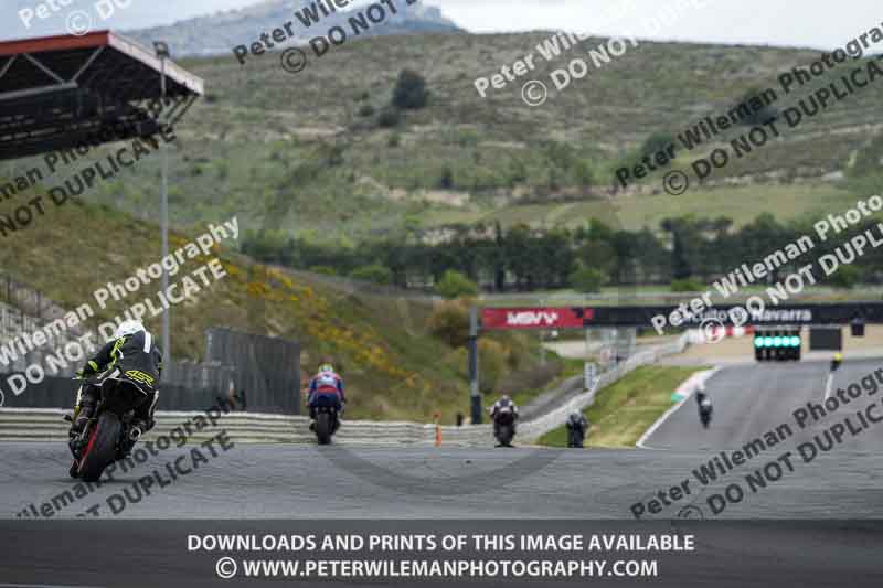 cadwell no limits trackday;cadwell park;cadwell park photographs;cadwell trackday photographs;enduro digital images;event digital images;eventdigitalimages;navarra;no limits trackdays;peter wileman photography;racing digital images;trackday digital images;trackday photos